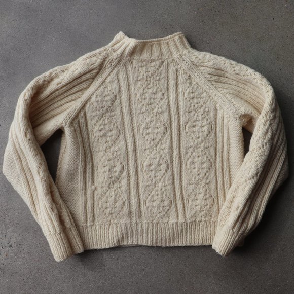 Sweaters - 💥$10 Sale!💥Vintage Cream Cable Knit Wool Sweater
